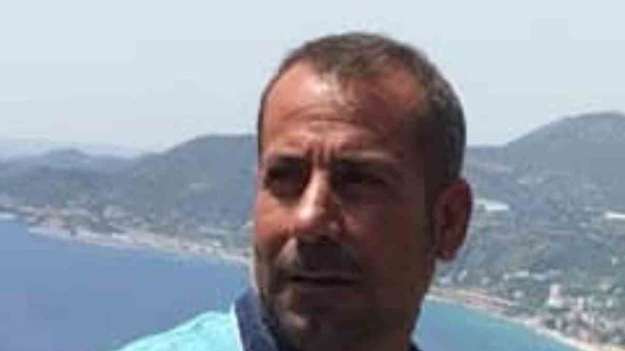 Diyarbakır Bismil'de yüksek gerilim hattına temas eden sac bir ustanın ölümüne iki çırığın ağır yaralanmasına neden oldu