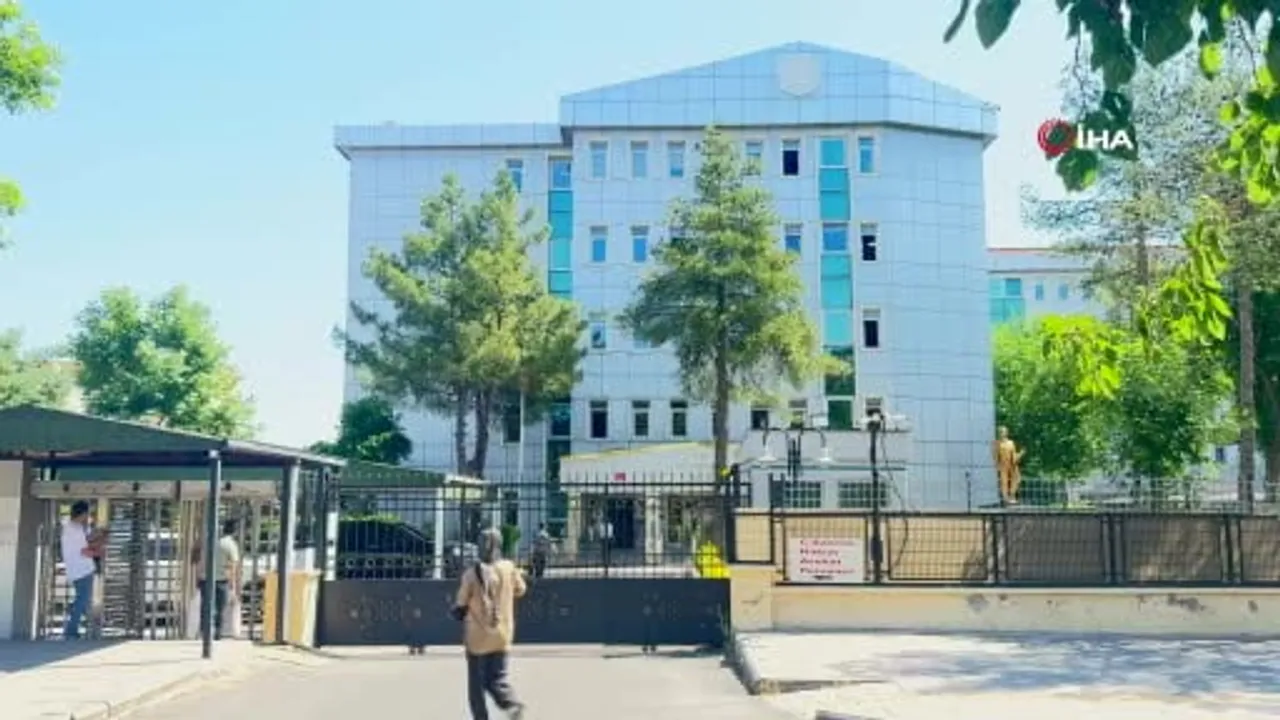 Diyarbakır'da Narin Güran davasında 15 sanığın yargılanmasına devam edildi