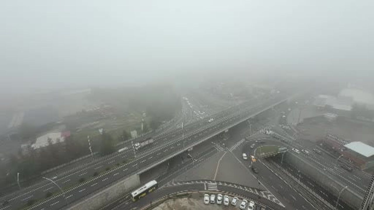Diyarbakır'da sabah sisi trafikte önlemleri artırdı