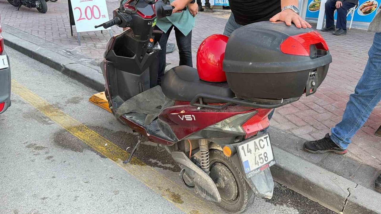 Dönel kavşakta yol verme ihmali sonucu motosiklet sürücüsü yaralandı