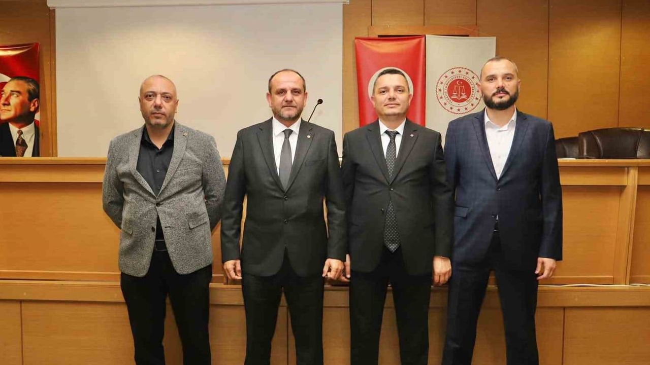 DTSO yönetimi mazbatalarını alarak resmen göreve başladı