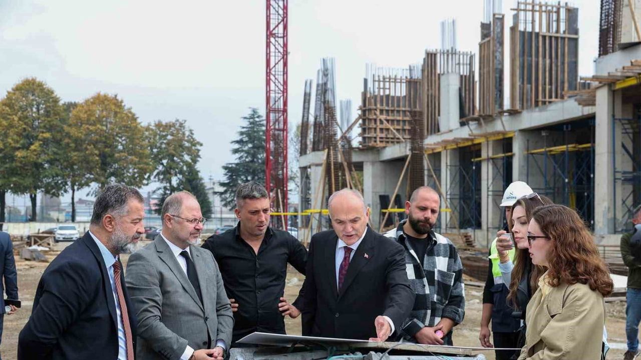Düzce'de 46 dönümlük dönüşüm: Anıt Eser ile bütünleşen Merkez Park oluşturuluyor