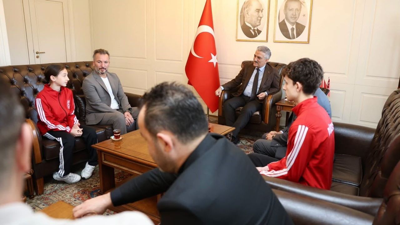 Düzce'de amatör spor haftası coşkusu kent genelinde etkinliklerle başladı