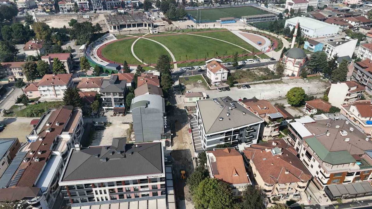Düzce'de iki park arasında yaya öncelikli yeşil koridor kuruluyor