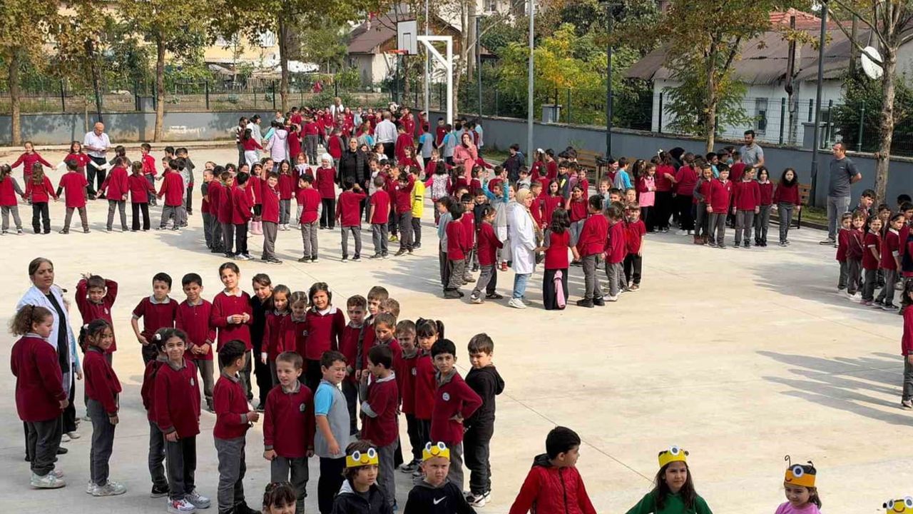 Düzce'de okullarda acil tahliye refleksi geliştirildi