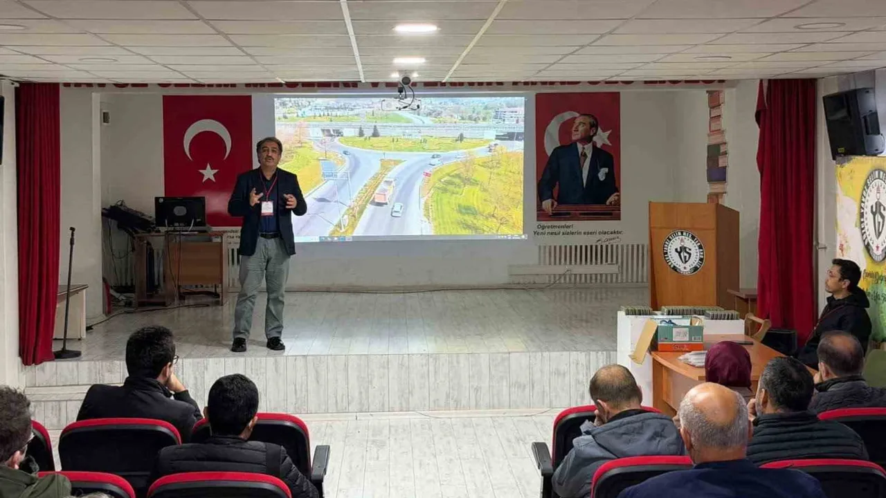 Düzce'de sürücü sınavlarında uygulama ve koordinasyon yerinde incelendi