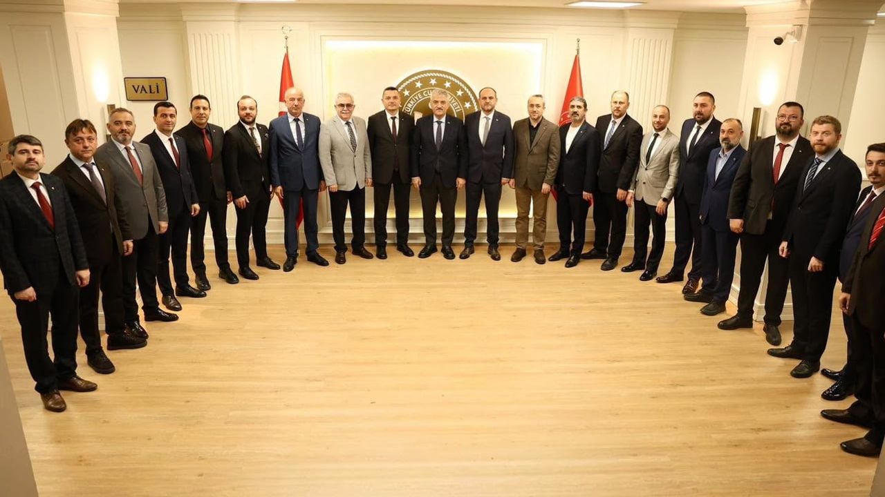 Düzce ticaret odası yeni yönetimi valilikte ziyaret etti