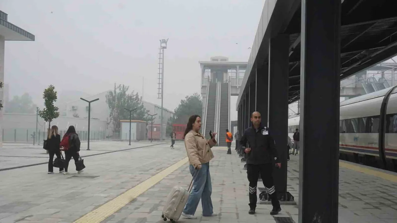 Edirne'de yeni dönem: Çerkezköy-Kapıkule hızlı treni ilk seferini yaptı