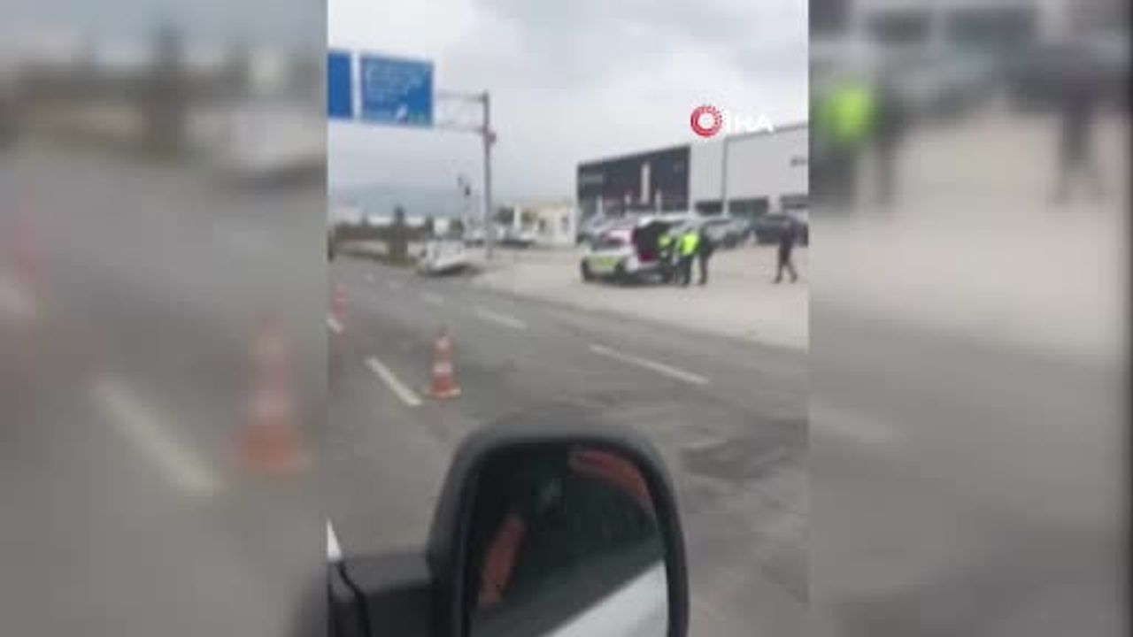 Edremit'te yol dönüşünde çarpışma: turizmci motosiklet sürücüsü yaşamını yitirdi