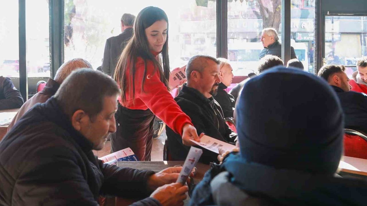 Efeler'de afet anında mahallelerin ilk müdahale ağı kuruluyor