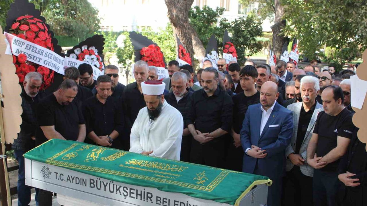 Efeler'de başından vurulan Alparslan Sargın dualarla toprağa verildi