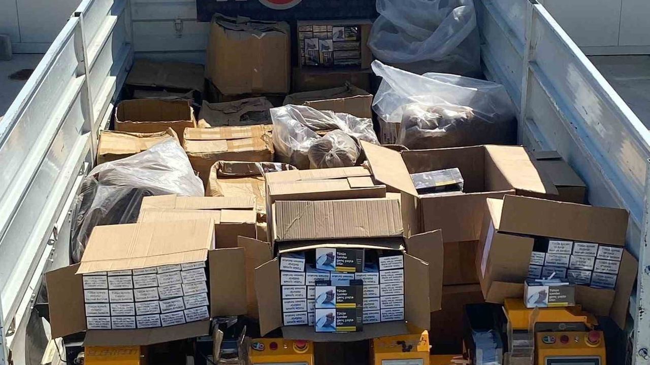 Efeler'de kaçak tütün şebekesine darbe: büyük miktarda malzeme ele geçirildi