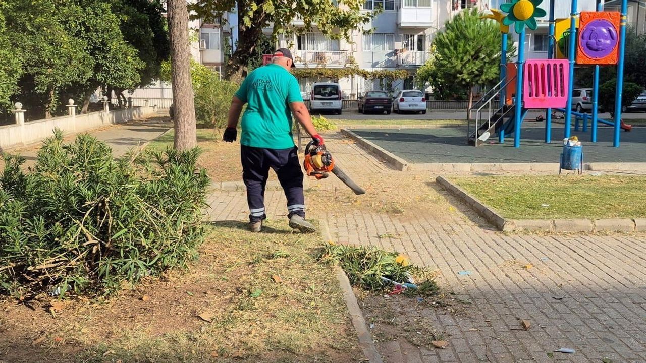 Efeler'de parklar yenileniyor: mahalle mahalle kapsamlı bakım çalışmaları