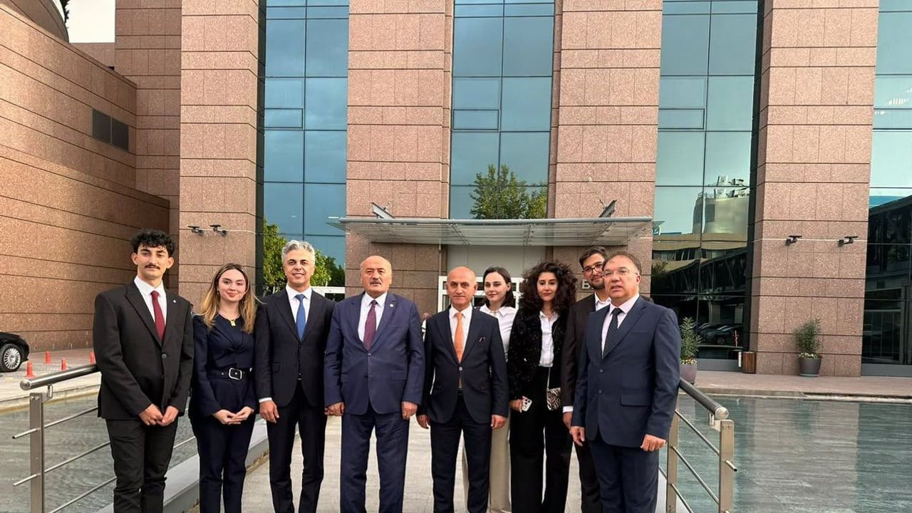 Eğitim yol haritası konuşuldu: EBYÜ heyeti Binali Yıldırım'ı ziyaret etti