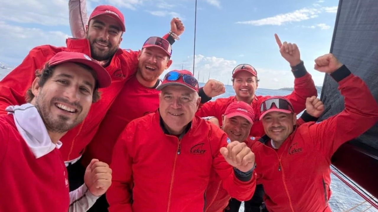 Eker Süzme Saint-Tropez'de Cape 31 Gold Cup'ın ilk dünya şampiyonu oldu