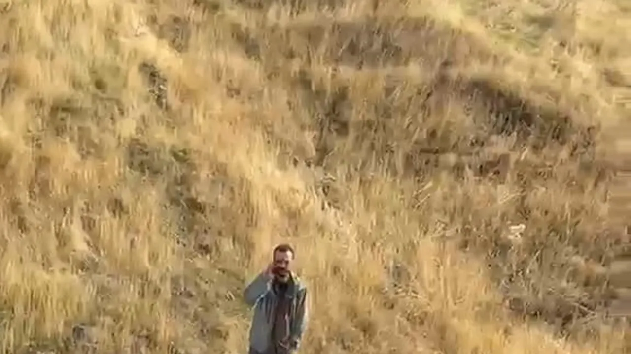 Elazığ-Bingöl karayolunda takla atan otomobilde 3 kişi yaralandı