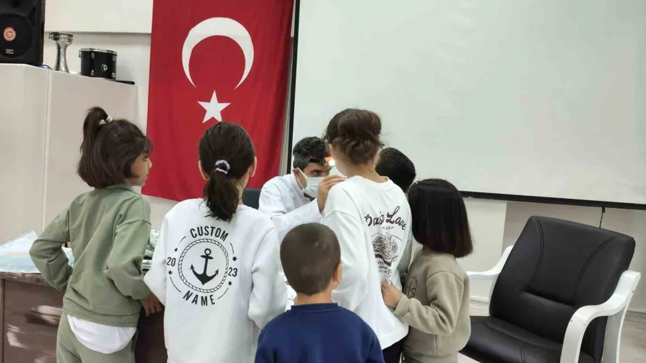 Elazığ çocuk evlerinde İyilik Var projesiyle ağız ve diş sağlığı taraması yapıldı