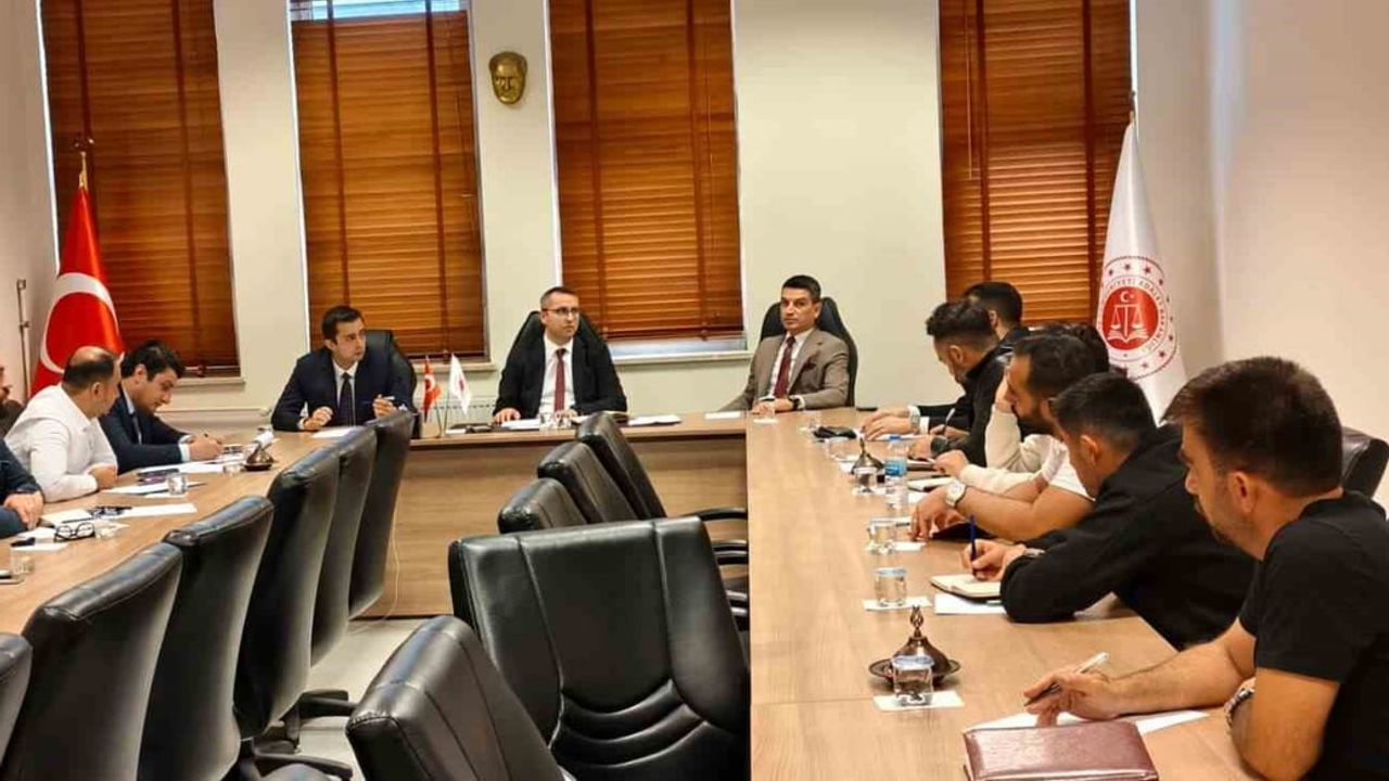 Elazığ'da adli ve güvenlik birimleri uyuşturucuyla mücadelede koordinasyonu güçlendiriyor