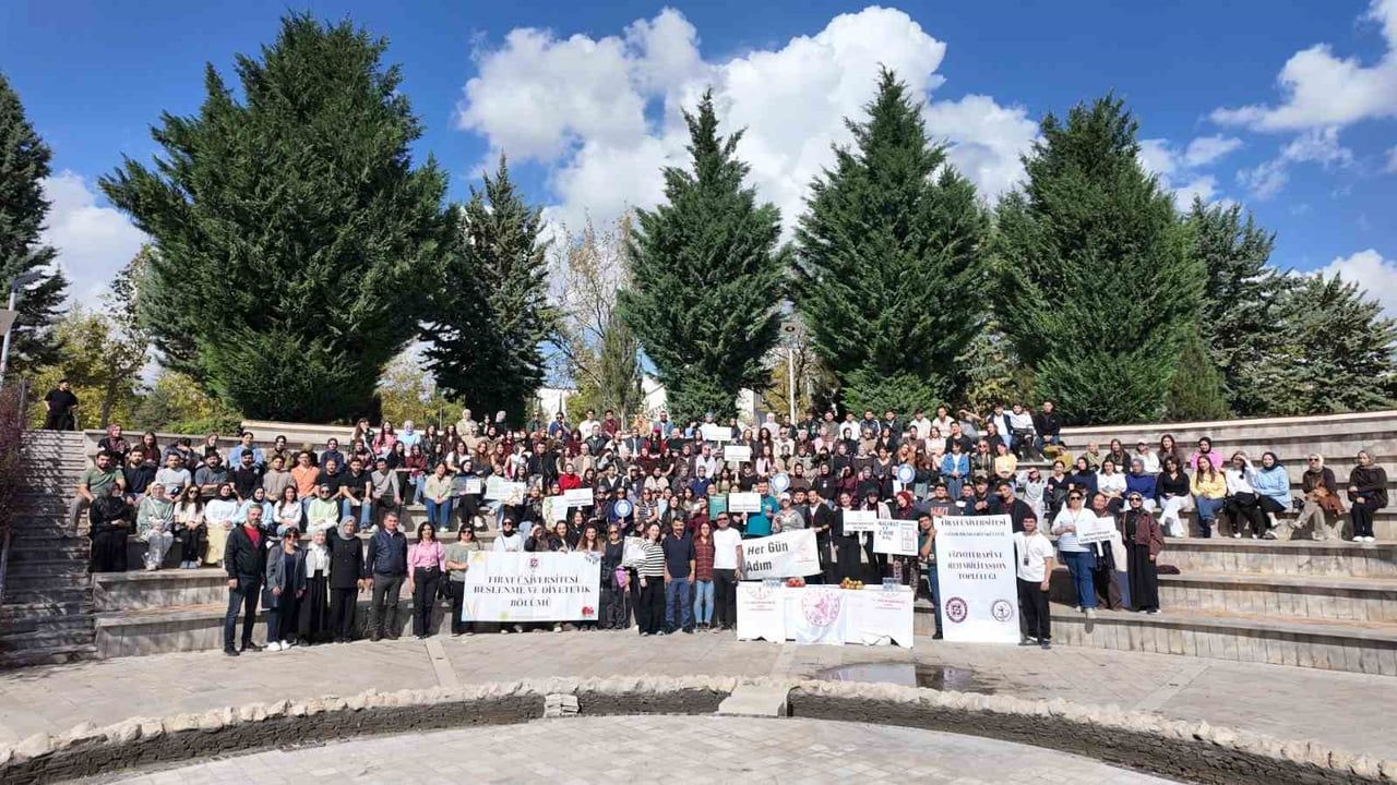 Elazığ'da kampüste obeziteye dikkat çeken sağlıklı yaşam yürüyüşü