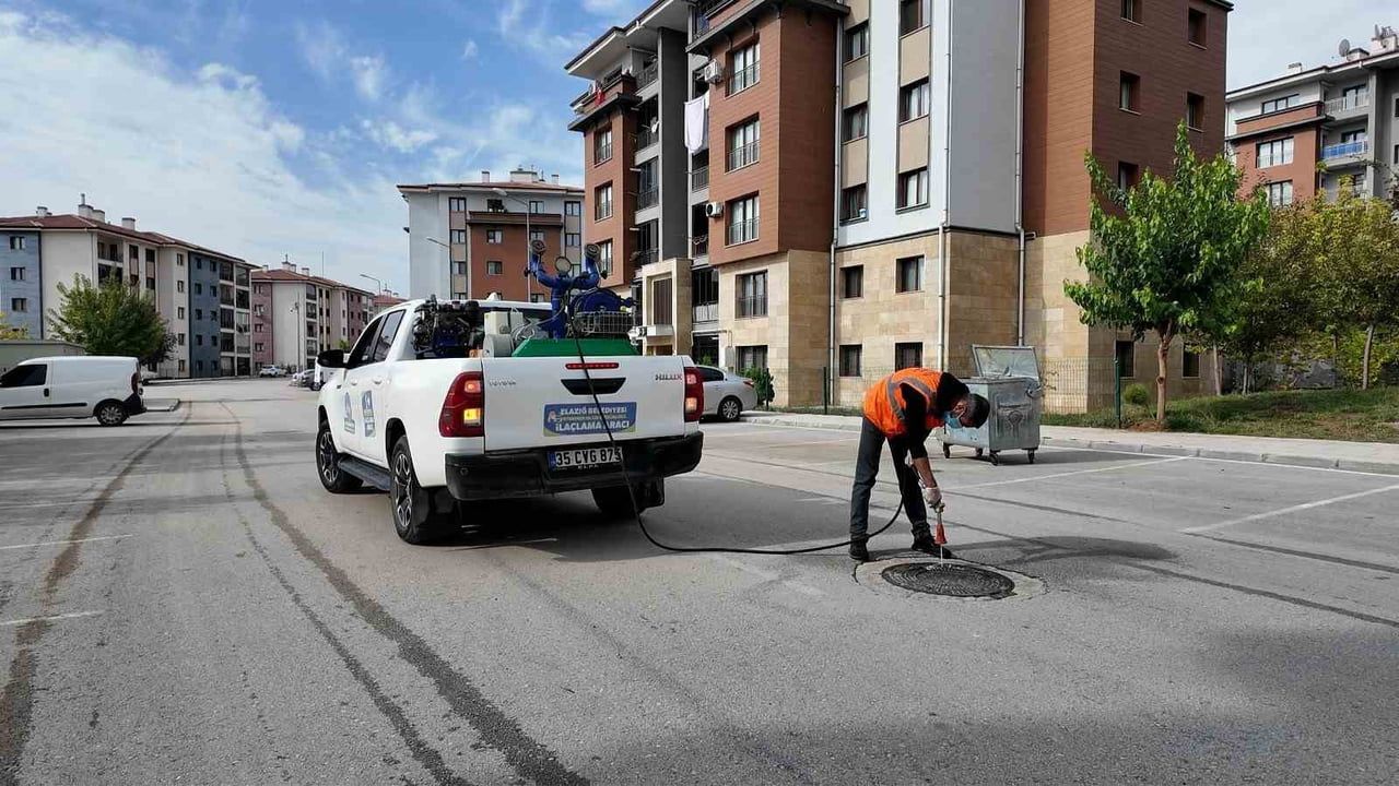 Elazığ’da yıl boyu süren larva mücadelesi hayatı koruyor