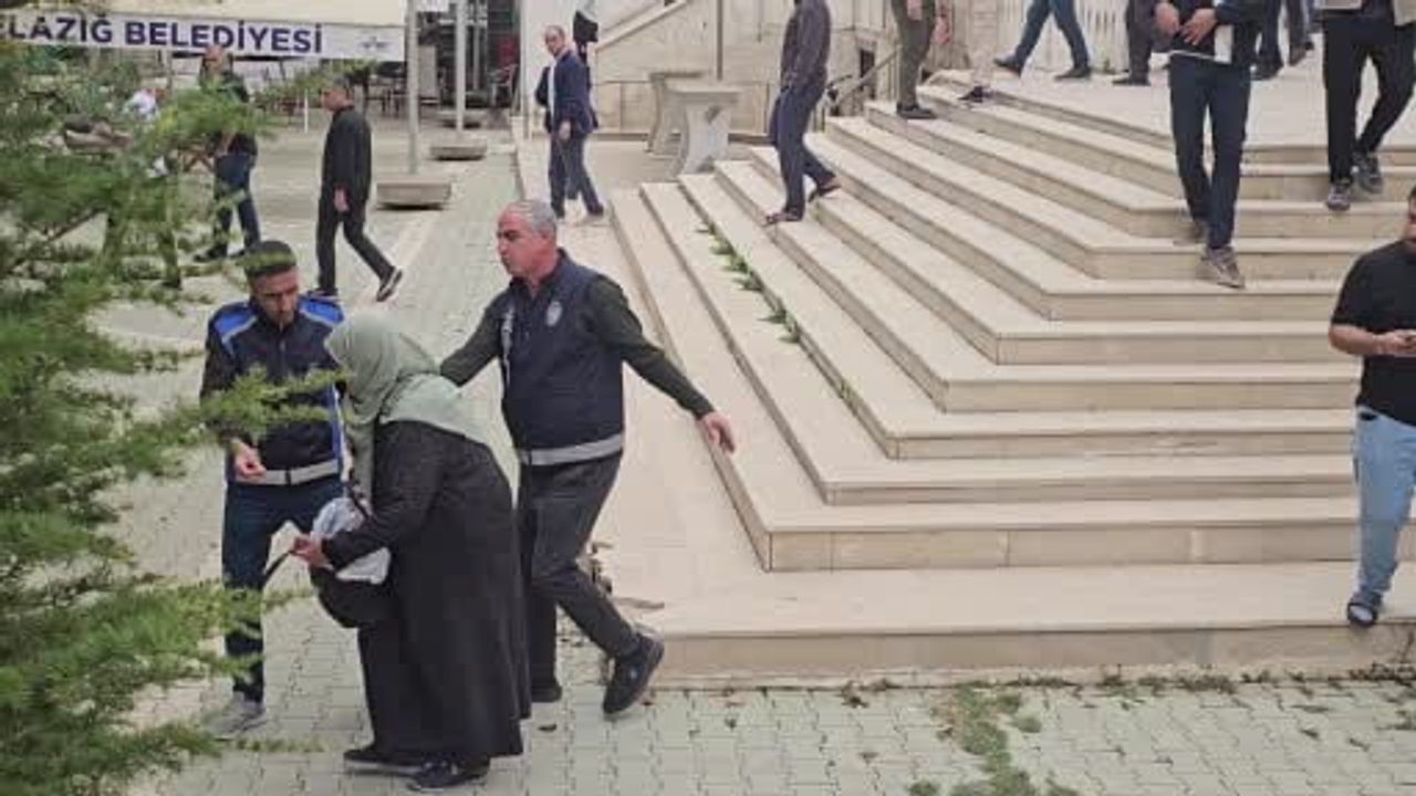 Elazığ'da zabıtayı görünce bel ağrısını unutan kişi kaçtı