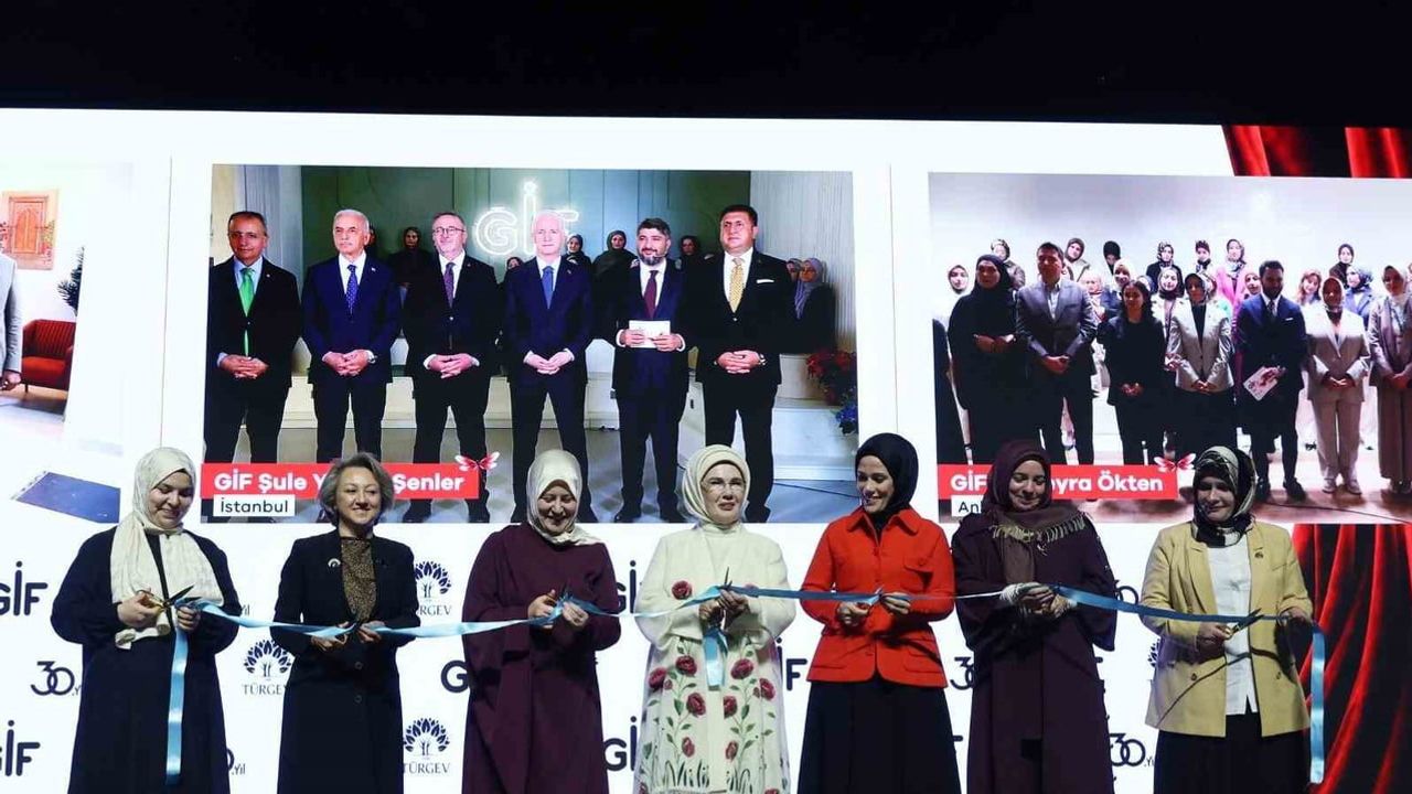Emine Erdoğan'dan gençlere iz bırak çağrısı