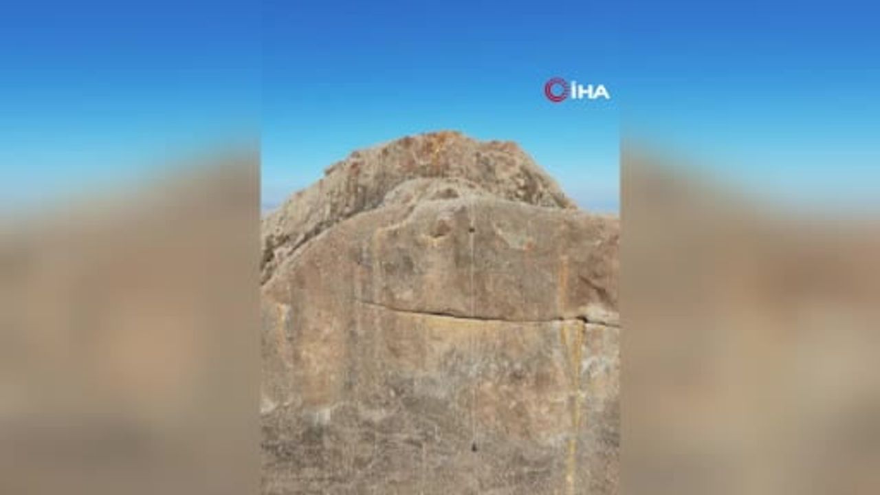Emirhan kayalıklarında 80 metrelik inişle Sivas'ın doğası öne çıktı