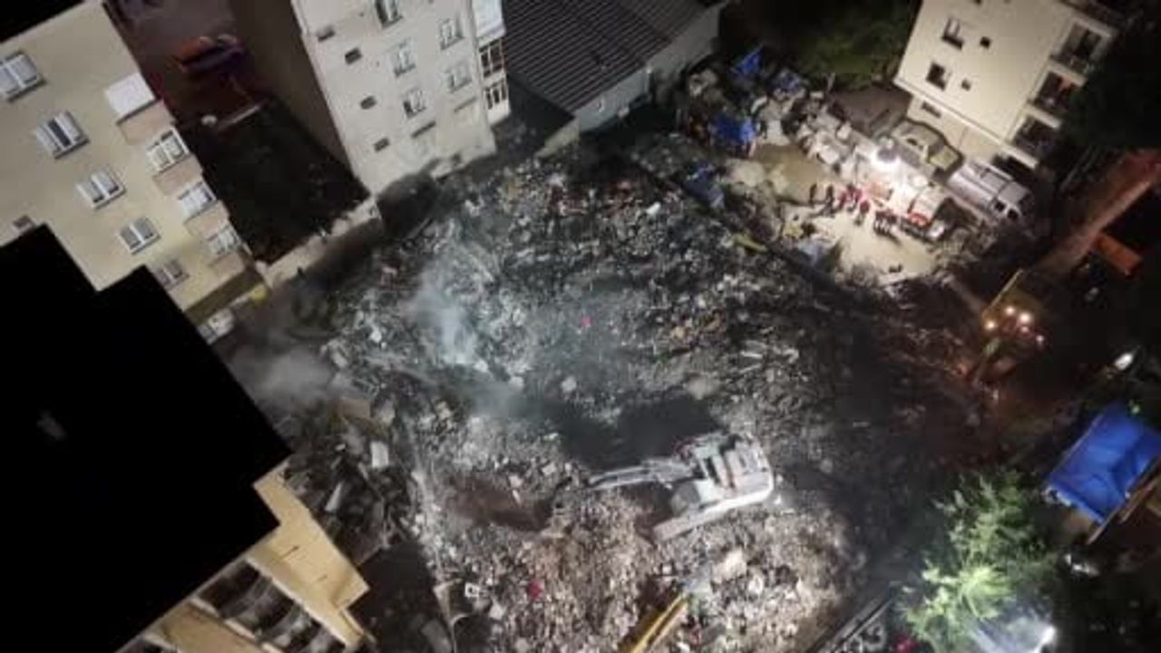 Enkazda umut arayışı: Maltepe'de sismik dinlemeler yeniden devrede