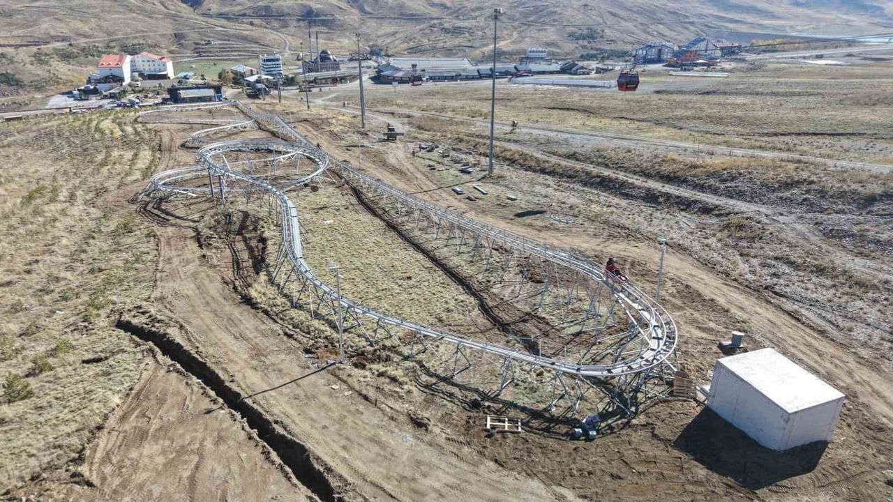Erciyes'e yeni soluk: 1.100 metrelik dağ kızağında test sürüşleri başladı