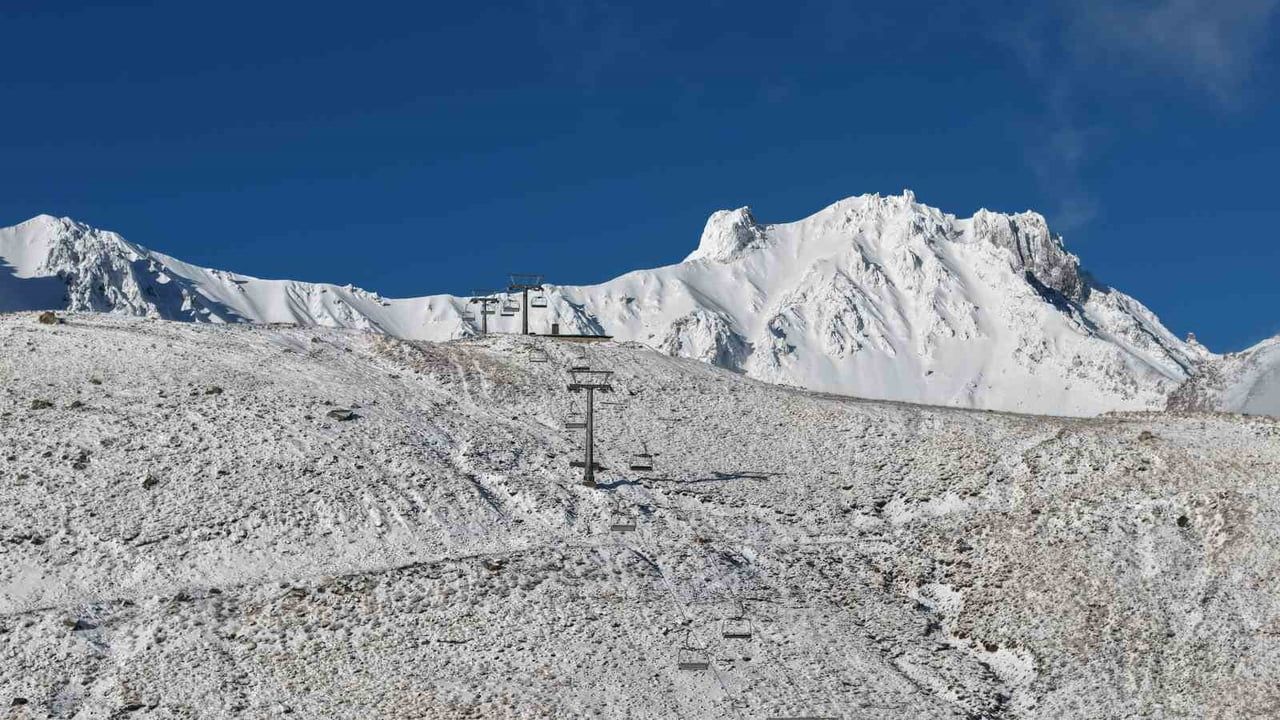 Erciyes'te kar manzaraları büyüledi