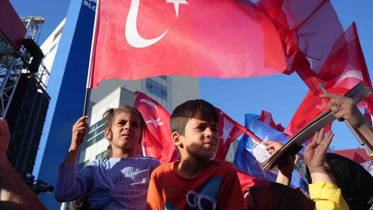 Erdoğan şanlıurfa'da terörsüz Türkiye hedefini yatırımlarla eşleştirdi