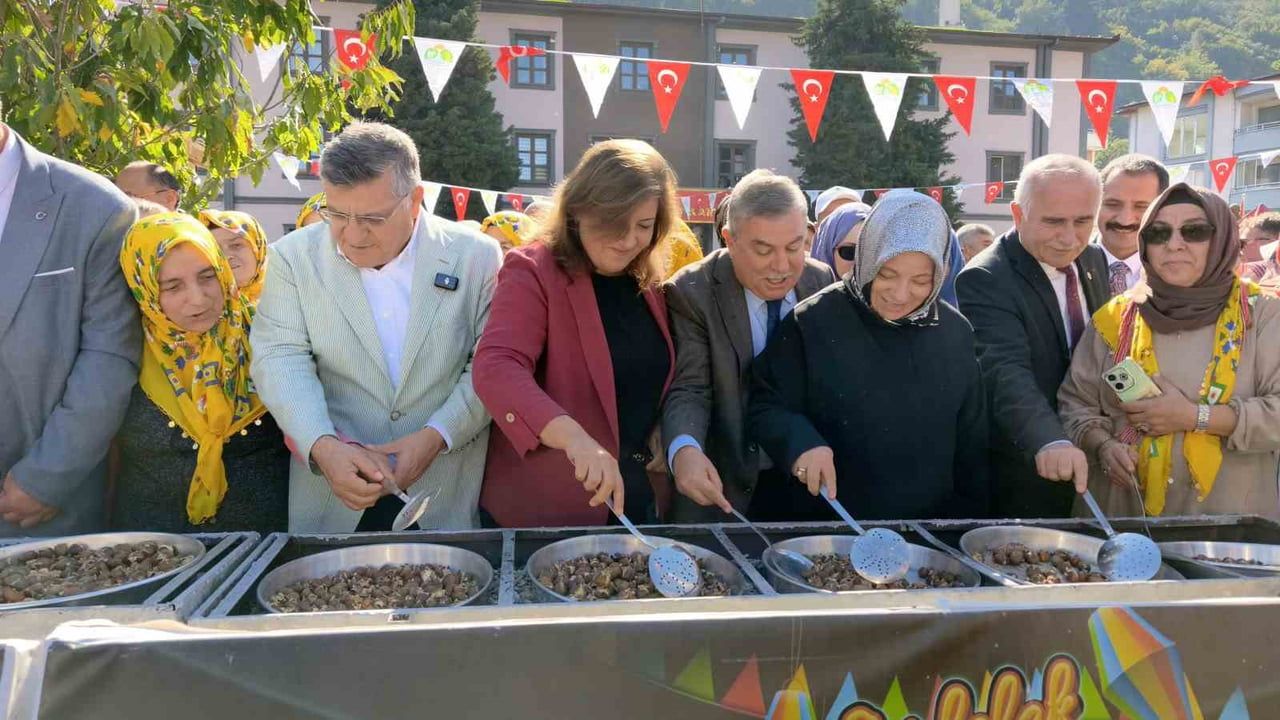 Erfelek'te kestane kültürü ve lezzeti iki gün boyunca kutlandı