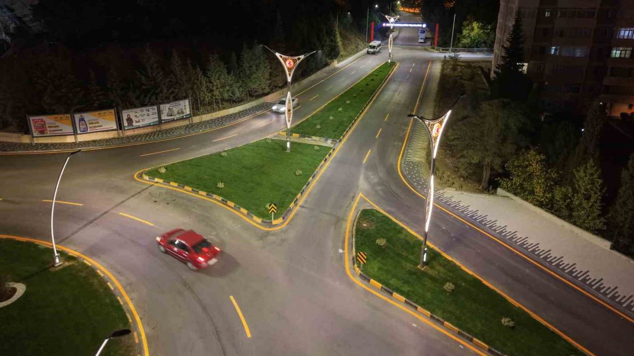 Ergenekon Caddesi öğrenci odaklı düzenlemeyle yenilendi