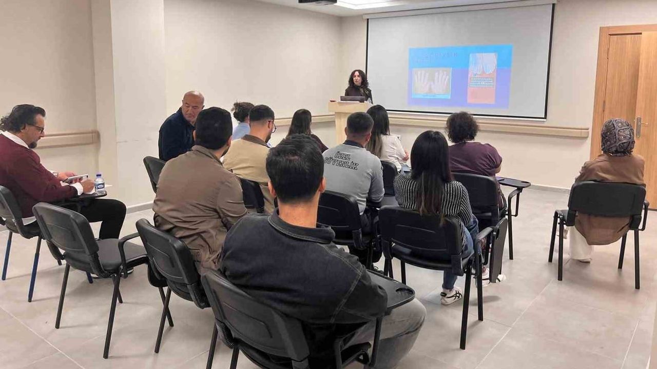 Erzincan'da artrit farkındalığı için halk ve personel eğitimi