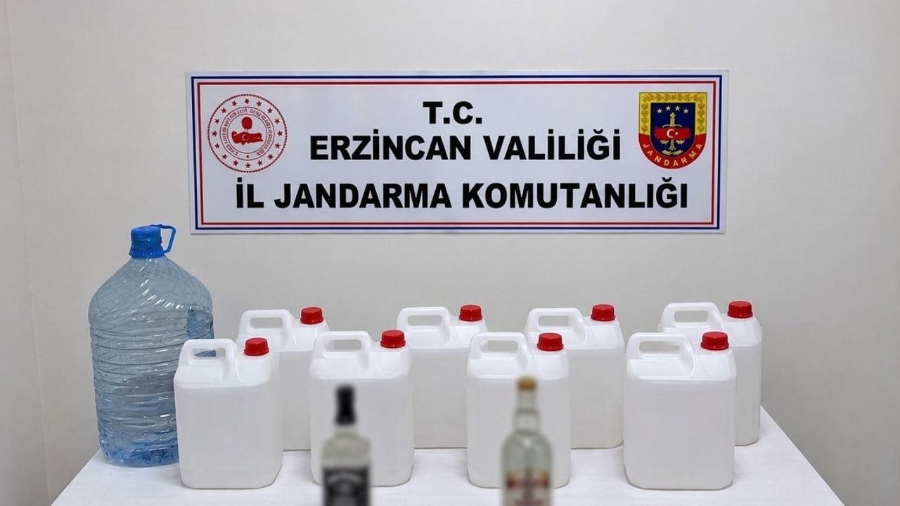 Erzincan'da Çağlayan beldesinde kaçak içki üretimine operasyon