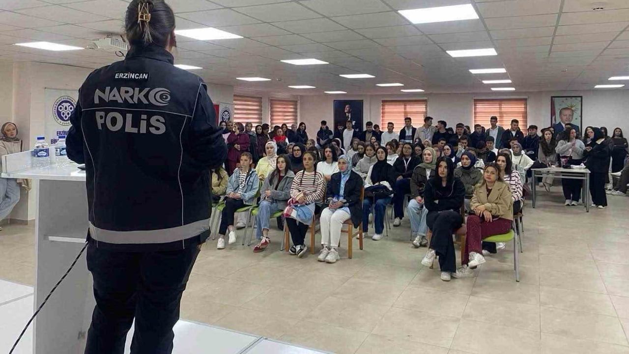 Erzincan'da gençlere yönelik narko önleme eğitimi: 610 üniversiteliye rehberlik