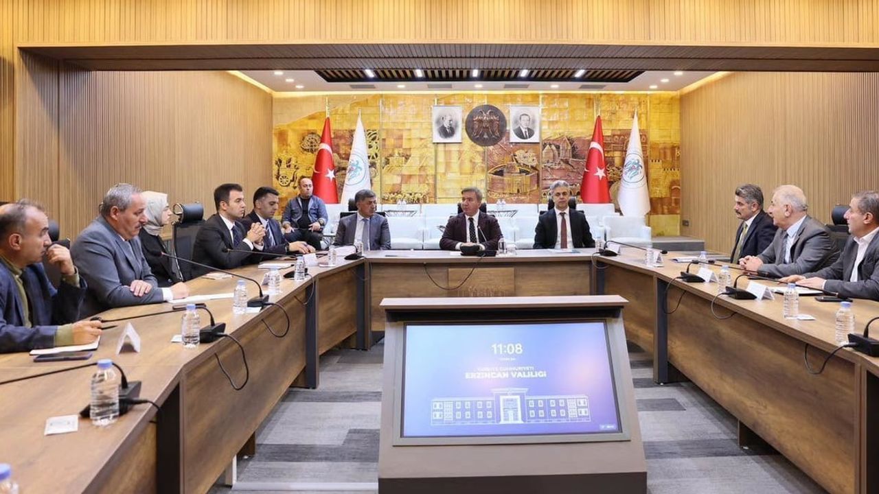 Erzincan'da öğrenci ulaşımında indirimli abonman dönemi uzatıldı