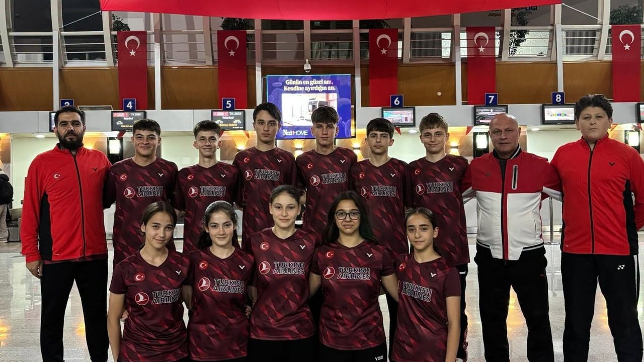 Erzincan'da son prova: 15 yaş altı badminton milli takımı Avrupa'ya hazırlanıyor