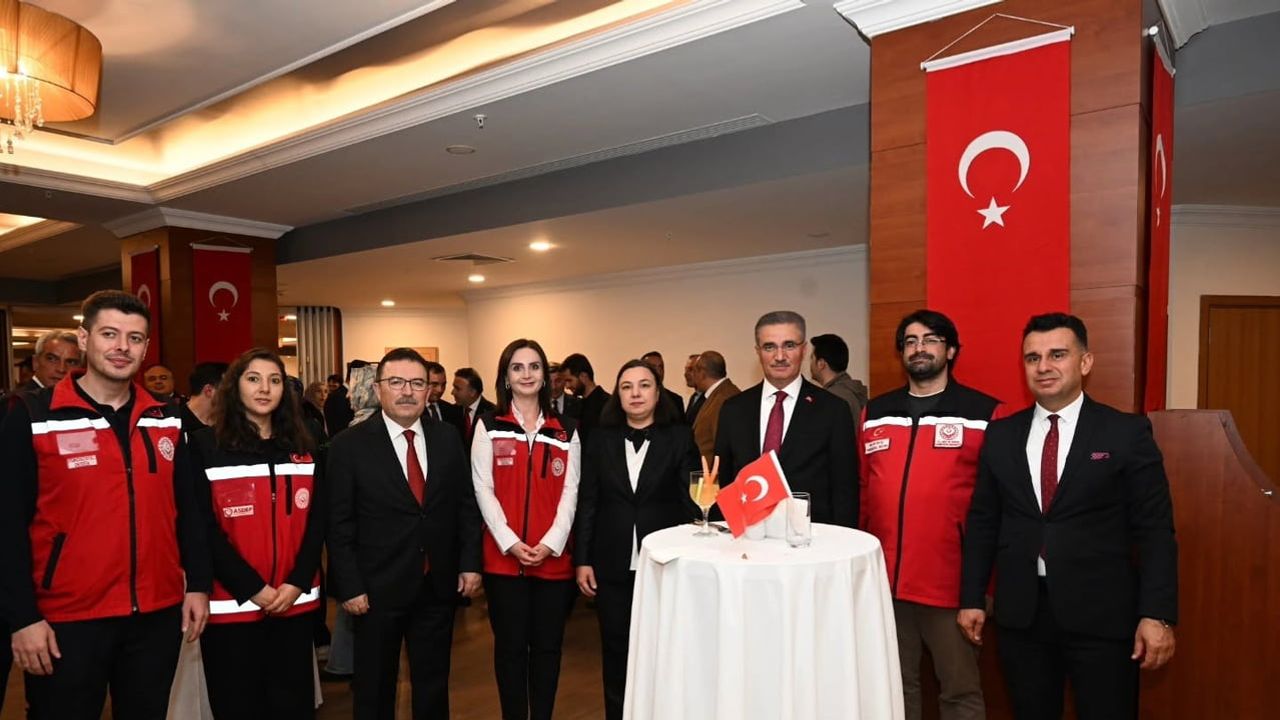Erzurum'da cumhuriyetin 103. yılı coşkusu ve birlik çağrısı