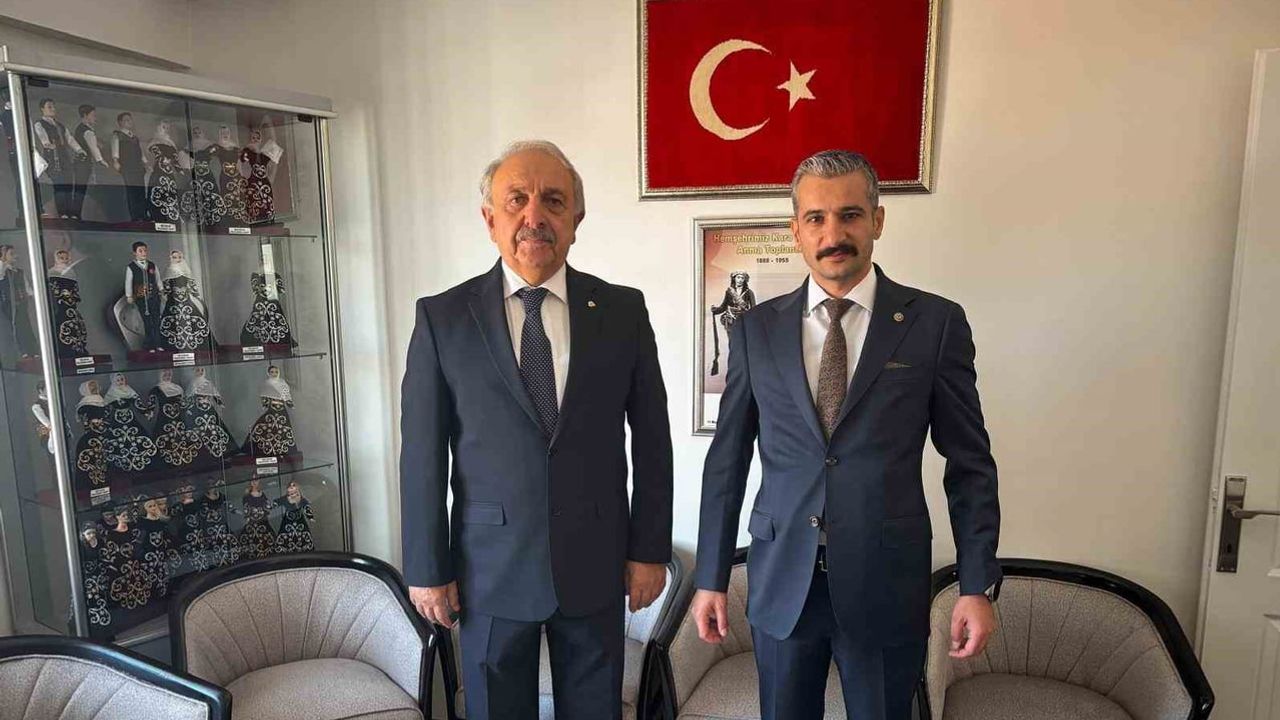 Erzurum’da dayanışma vurgusu: Göç İdaresi müdürü ER-VAK’ı ziyaret etti
