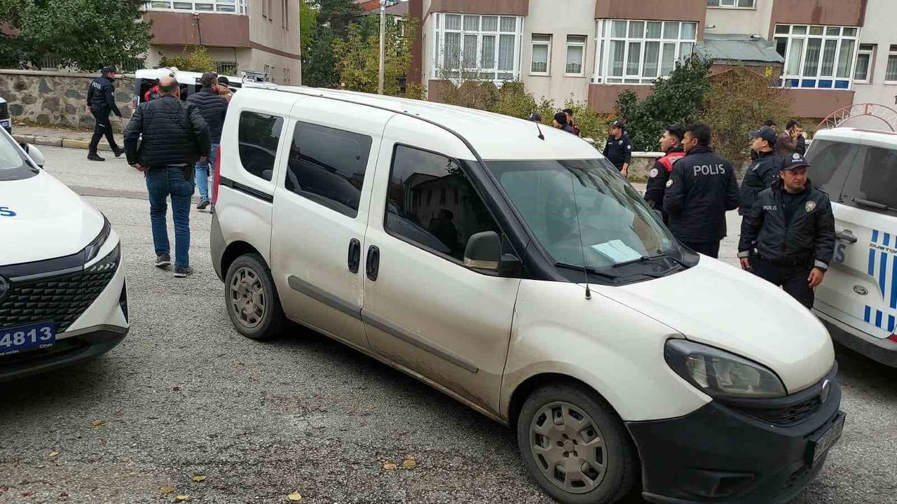 Erzurum'da kardeş kavgası pompalı tüfek kullanımıyla tırmandı, özel harekat sevk edildi