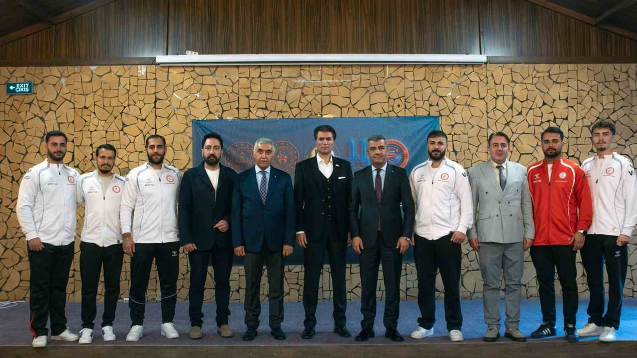 Erzurum’da okullara curling yayılıyor: 2026-2030 gelişim projesi hayata geçiyor