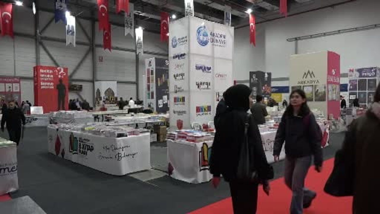 Erzurum'da okuma seferberliği: 8. kitap fuarı kapılarını açtı