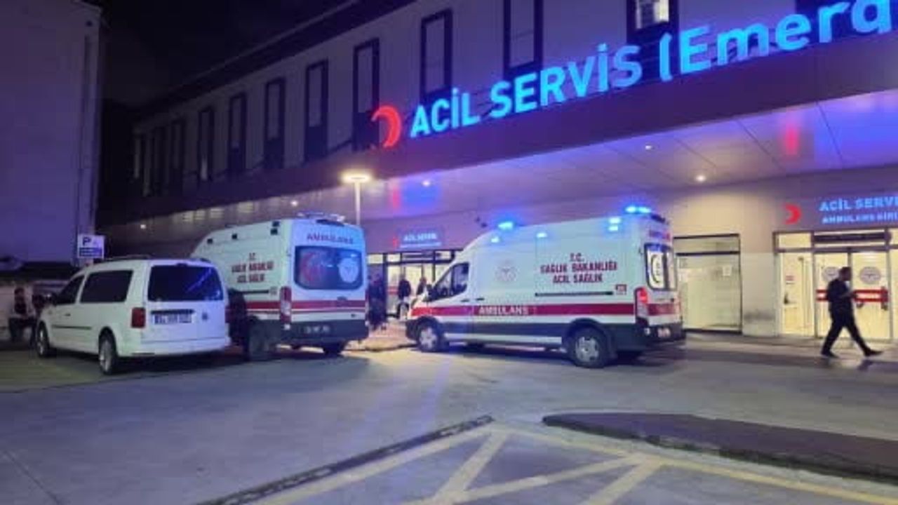 Esenyurt'ta hazır döner şüphesi: 30 kişi gıda zehirlenmesiyle hastaneye başvurdu