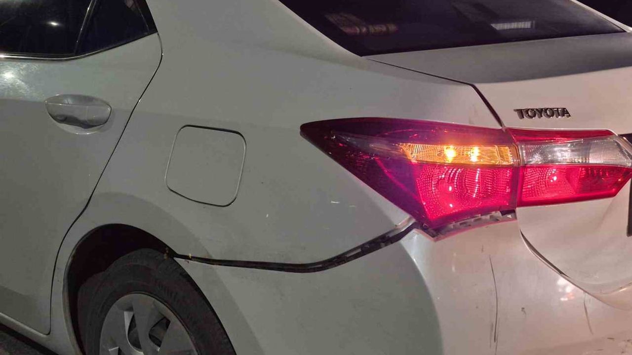 Eskişehir çevre yolu'nda arkadan çarpma: motosiklet sürücüsü hastaneye kaldırıldı