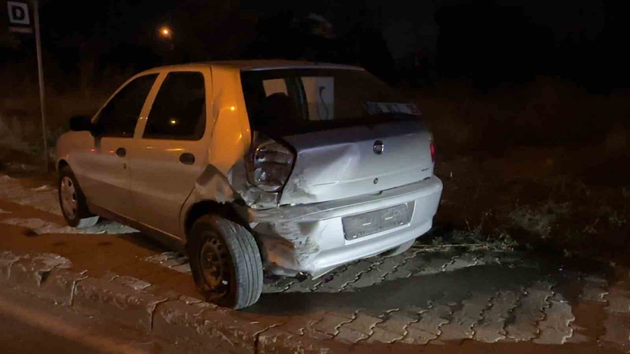 Eskişehir'de cadde üzerinde çarpışma: yaralanan yok, araçlarda hasar oluştu