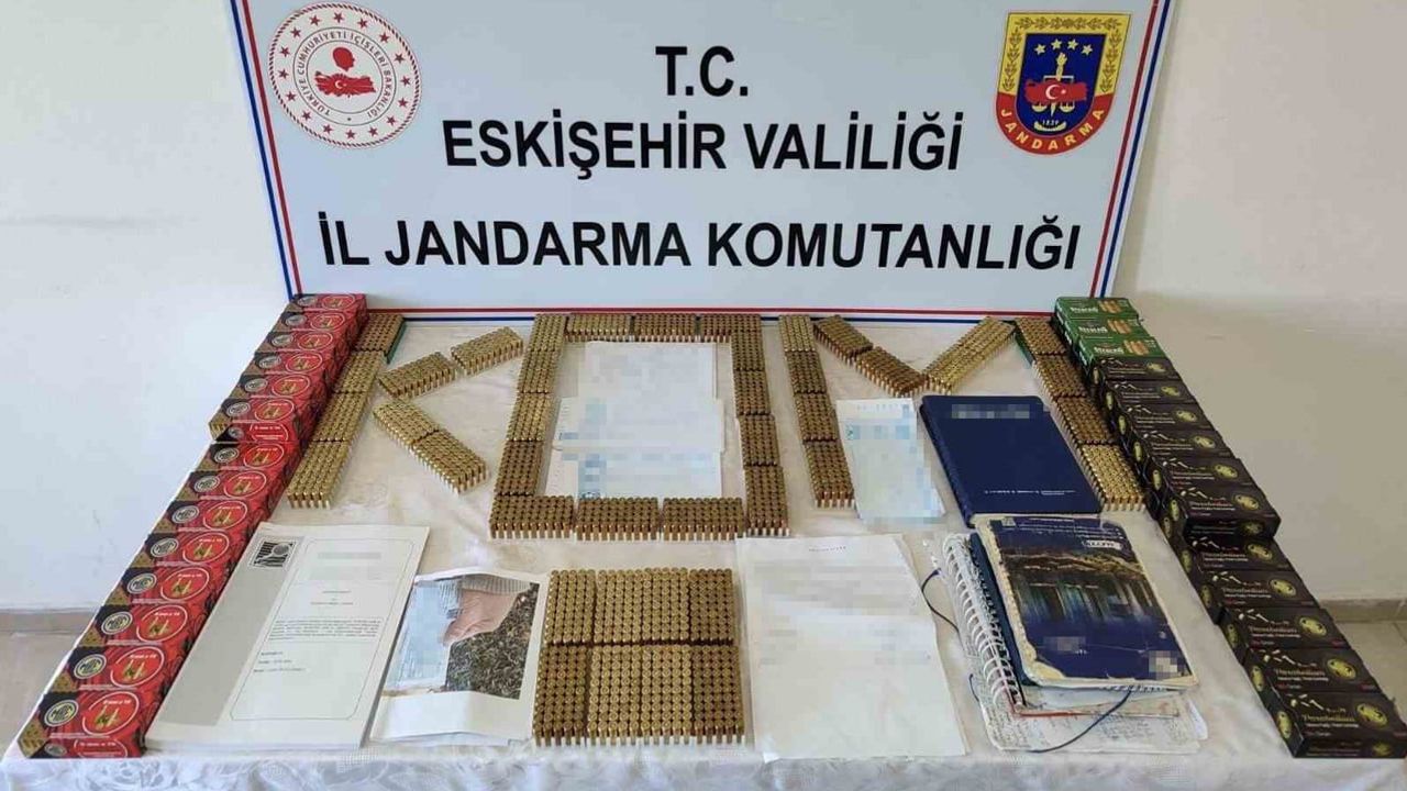 Eskişehir'de jandarma tefecilik operasyonunda 4 şüpheli gözaltına alındı