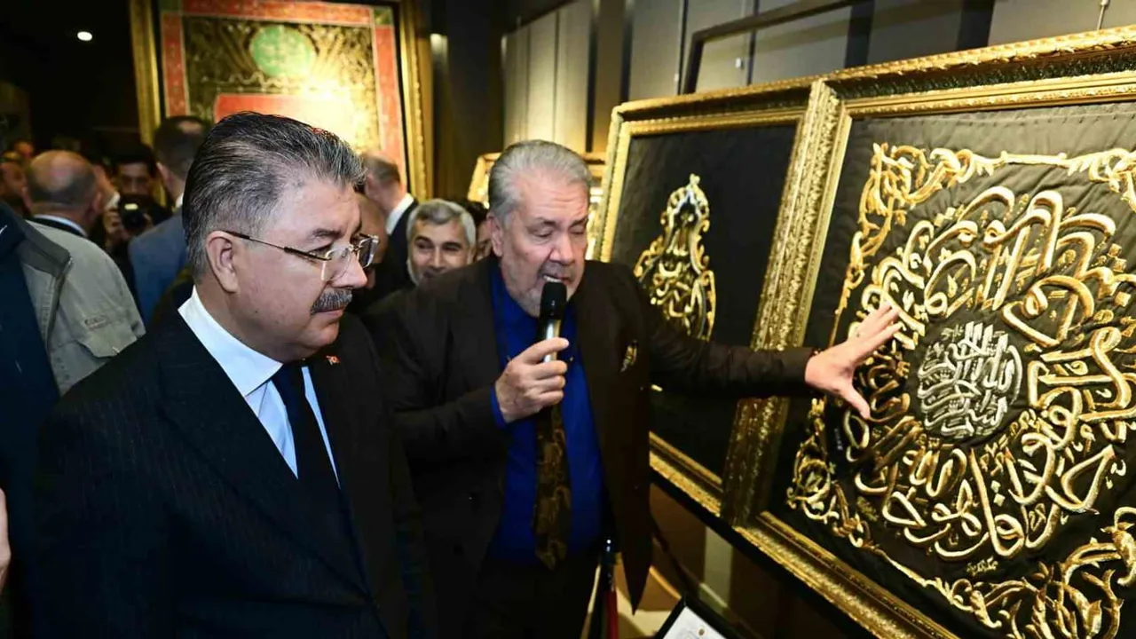 Eskişehir'de manevi mirasla buluşma: mukaddes emanetler ve Kâbe örtüleri sergisi