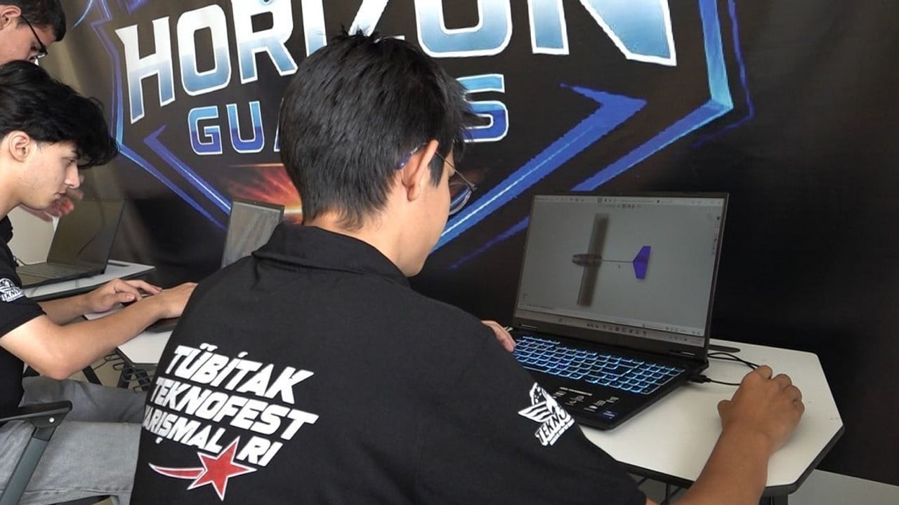 Eskişehirli lise takımı TEKNOFEST sahnesinde iddialı