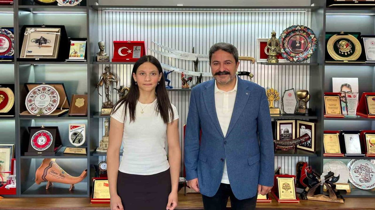 Eskişehirli öğrencinin bilek güreşindeki başarısı onu Şampiyonlar Kampı'na taşıdı